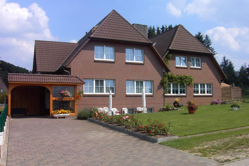 Hotel Amselhof Bispingen Exterior photo